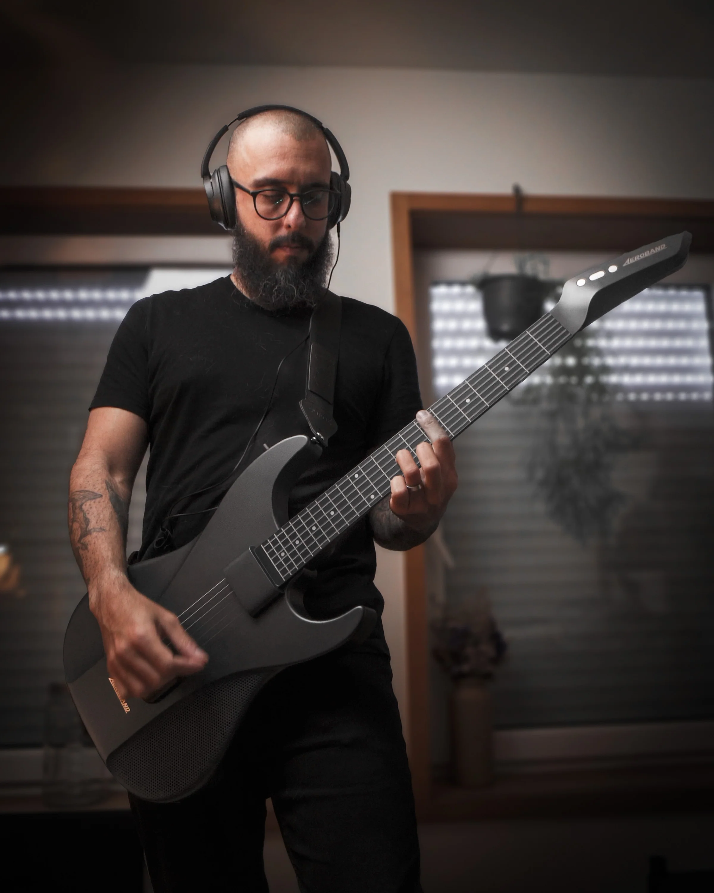 Aeroband Guitar Black - Image 7