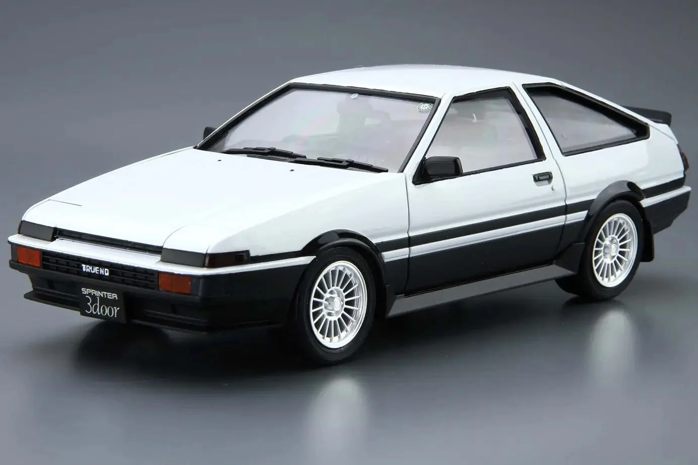 Aoshima 1/24 Toyota AE86 Sprinter Trueno Gtapex 85 - Image 2