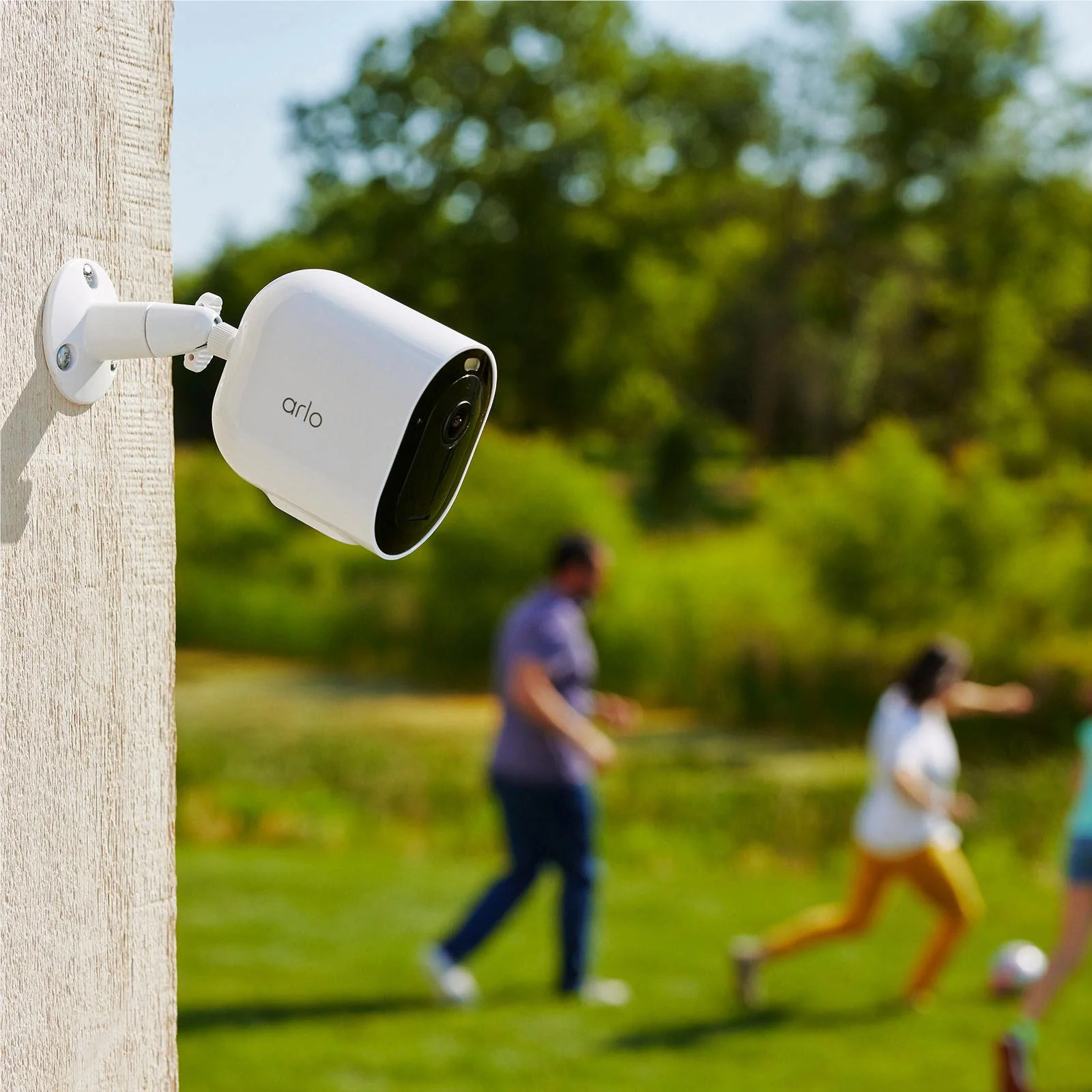 Arlo Pro 5 Security Camera Kit with Solar Panel + 6M Subscripton (2 Pack) - Image 5