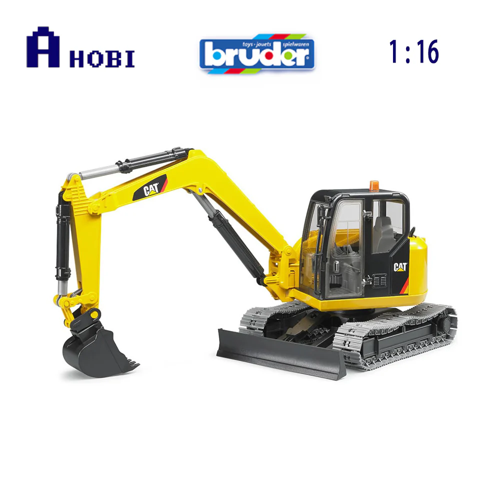 Bruder Licensed 1:16 Scale Caterpillar Mini Excavator With Genuine Chain Links Tracked Chassis - Image 3
