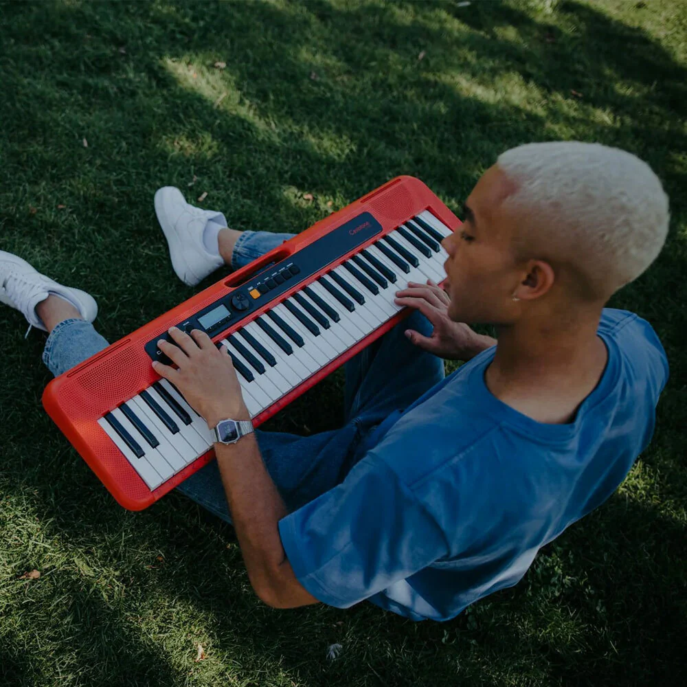 Casio Casiotone Ultra Compact 61-Note Portable Keyboard with USB - Red - Image 2