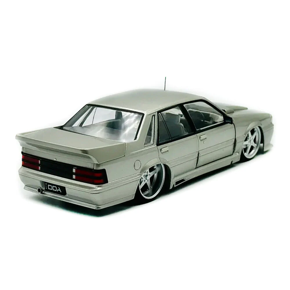 DDA 1:24 Scale Sfragismeno Holden VL Walkinshaw Custom Silver Diecast Model Car - Image 3