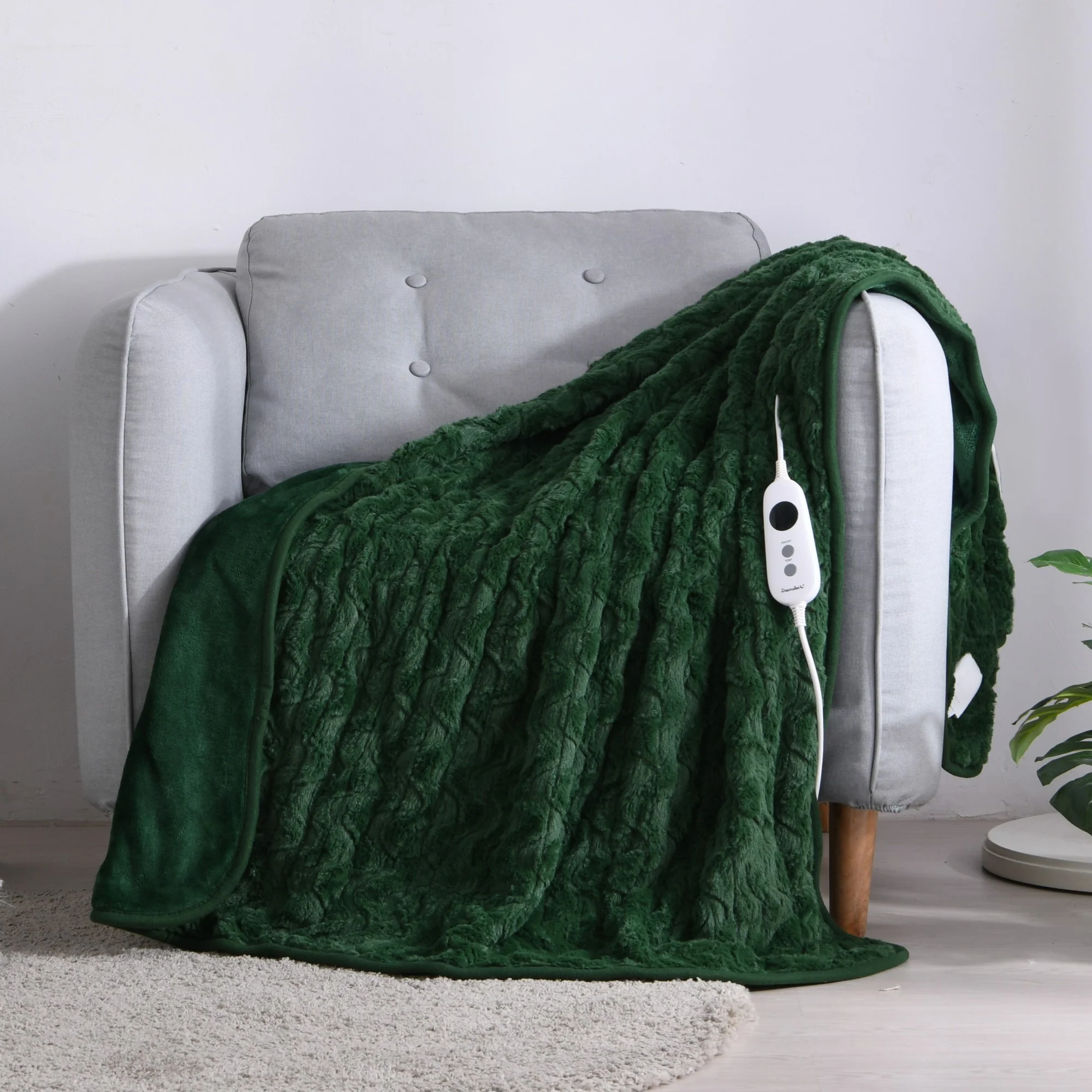 Dreamaker 500gsm Faux Fur Electric Heated Throw Blanket [130x160cm] (Eden Green) - Image 2