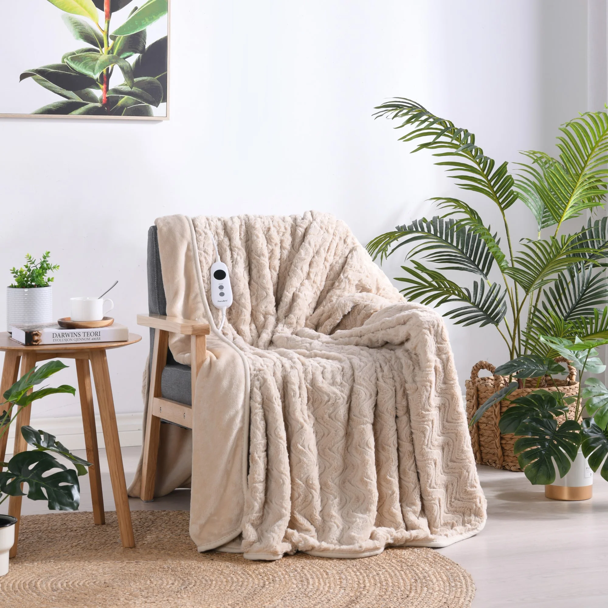 Dreamaker 500gsm Faux Fur Electric Heated Throw Blanket [180x200cm] (Natural) - Image 2