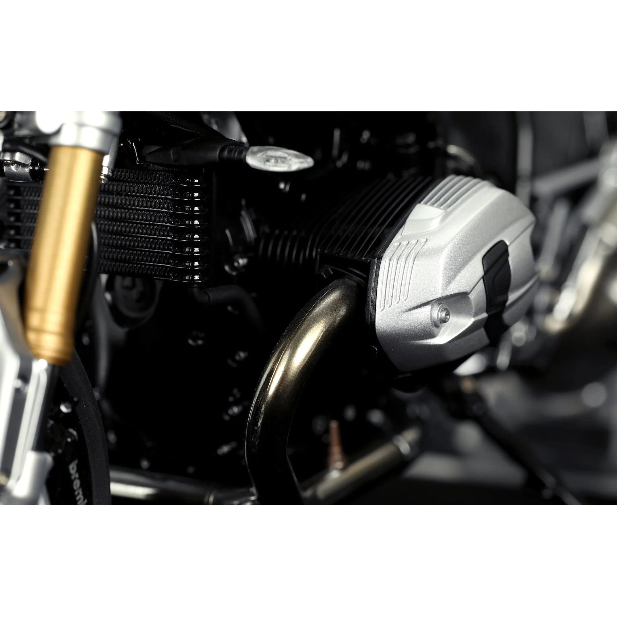 Meng 1/9 BMW R nineT Plastic Model Kit - Image 6