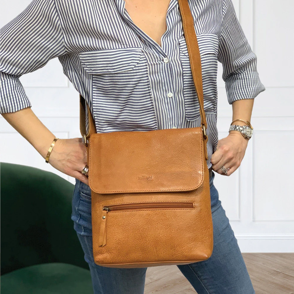 Milleni Women's Nappa Leather Shoulder Crossbody Bag w/ Zip 25x28cm Cognac - Image 2