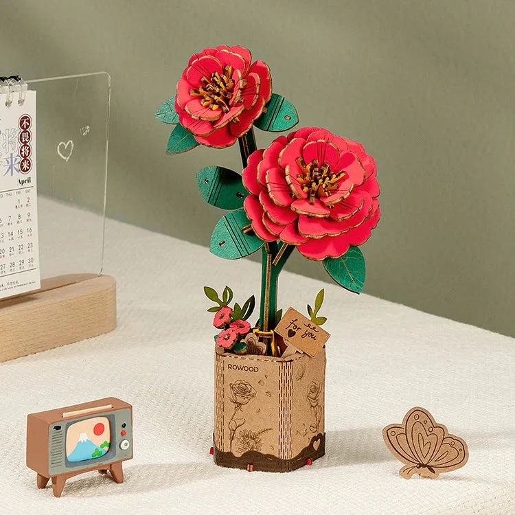 Robotime Wood Bloom Red Camelia - Image 3