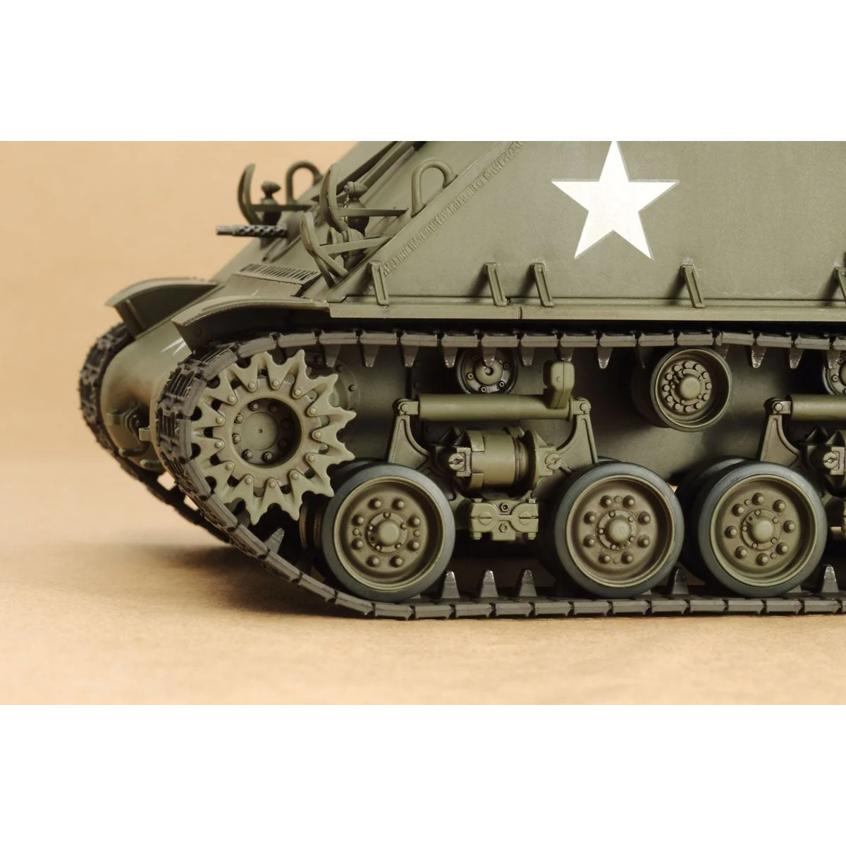 Tamiya 1/35 M4A3E8 Sherman Easy Eight European Theatre Tank - Image 2